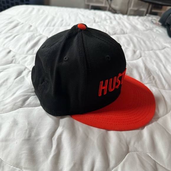 Like New - New Era 9Fifty Hustle Oil Snapback Hat - Orange/Black - Picture 5 of 5